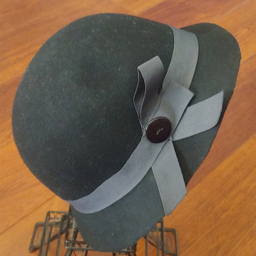 Vintage inspired Hat ! 100% Wool Felt